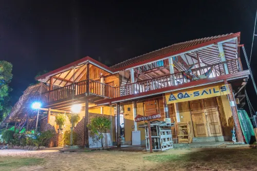 De Silva Wind Resort Kalpitiya - Kitesurfing School Sri Lanka