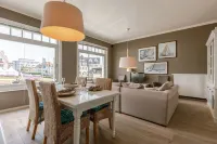 Huswell - Spacious Apartment Near the Beach in de Haan