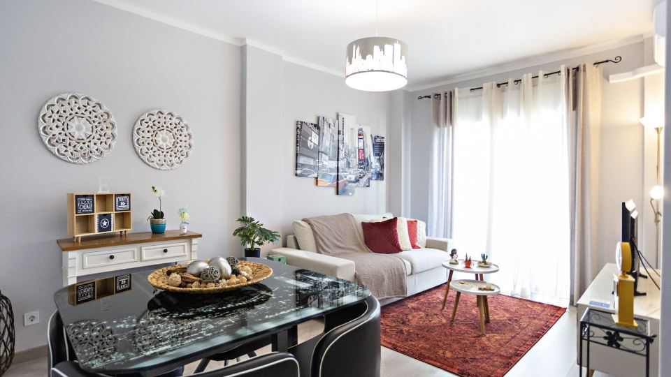 Gulbenkian in Faro With 2 Bedrooms and 1 Bathrooms