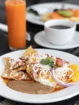 TH Hotel & Vivienda - breakfast