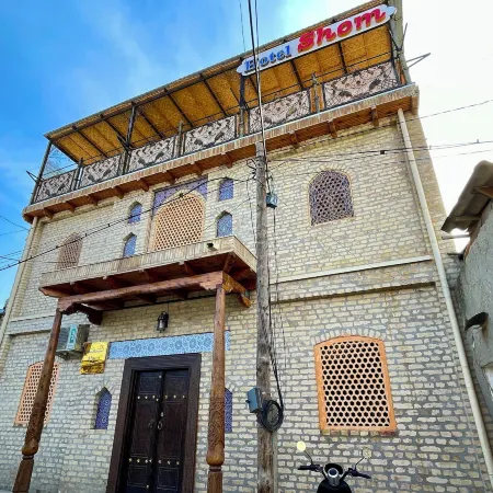 SHOM EAST HOTEL