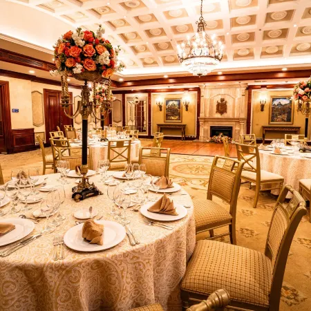Plaza Grande Hotel