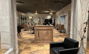 Hotel & Suites le Dauphin Drummondville