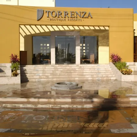 Zafiro Beach Boutique Resort