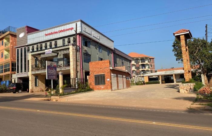 Tenda Suites and Restaurant