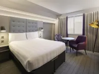 Premier Inn Luton (Airport) Hotels in Luton