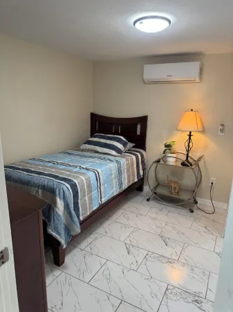 Cozy 2-bedroom apartment 3 mins away fromTampa Int’l airport