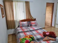 Toninho Aluguel Temporário Hotels in Guaratingueta