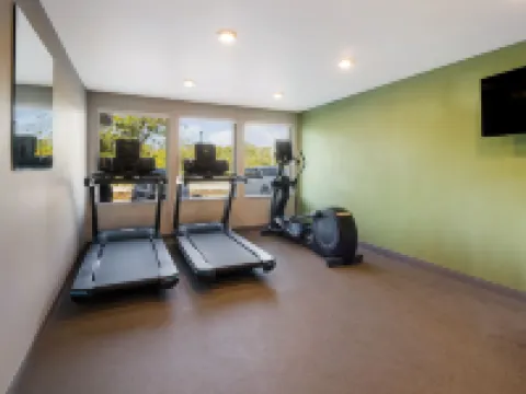 WoodSpring Suites Wixom - Novi Hotels in Wixom
