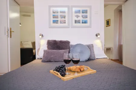 Apartment Galeriana Palace by Litto