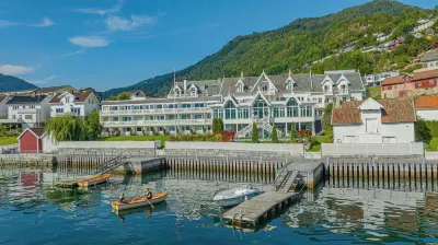 Hofslund Fjord Hotel Hôtels à : Sogndal