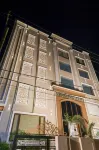 Hotel The Rising Banaras Hotels in Manrauli