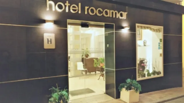 Hotel Clopy Rocamar Hoteles cerca de L'Illa de Benidorm