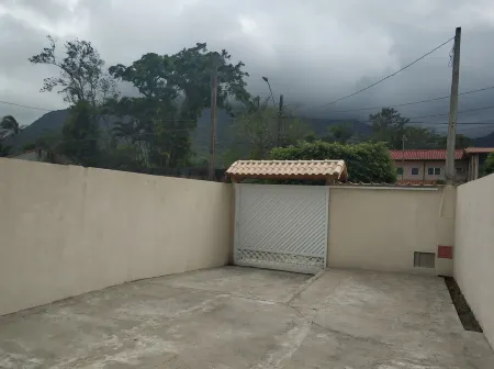 CASA TERREA PERUIBE 5 MIN FROM THE CENTER, BEAUTIFUL VIEW, CLOSE TO EVERYTHING.