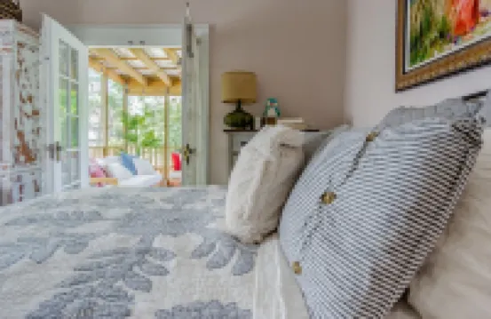 Charming Historic Empie-Possion Cottage