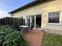 Ferienwohnung mit Terrasse, Kostenlosem Parkplatz. Strandnah! Haustierfreundlich