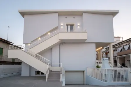 Itaca apartment directly on the beach of San Mauro Mare Отели в г. SanMauro a Mare