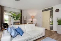 海灘旁的壯麗公寓