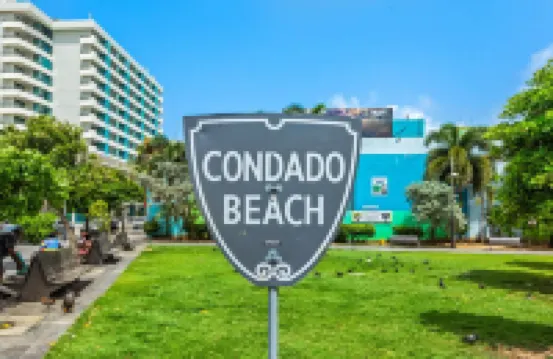 Deluxe Ocean View Studio with Free Parking & Pool