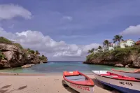 Ocean Front Condo at Playa Lagun with Fabulous View