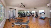 Luxury Condo at Zenith in the Heart of Romantic zone. Best Location 1BR/2Baths