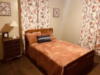 4 bedroom Trail House in Williamson, WV - 3-Star