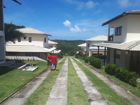 Praia do Forte Linda Casa 4/4, Private pool, Gourmet Balcony and WIFI.