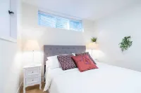 Modern Guest Suite in Kitsilano UBC Extended Learning周辺のホテル