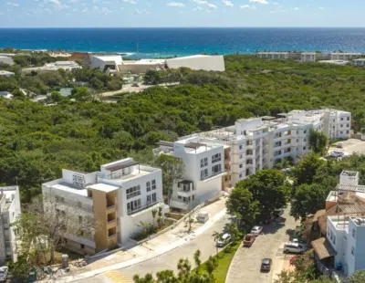 CARIBBEAN BREEZE CONDO