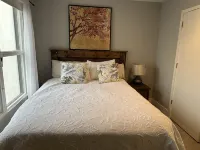 Downtown Calgary 2-bedroom Townhouse Save-On-Foods 주변 호텔