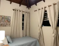 Breezy Haven in Barbados, 4 minutes from Crane Beach! Hotels in Belair