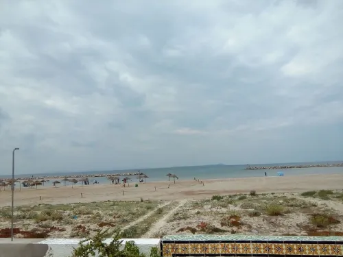 pretty duplex on the water at Soliman Plage