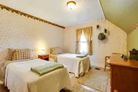 Pittsburg Vacation Rental ~ 1 Mi to Lake Francis!