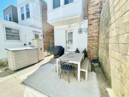 Newly Renovated Home in The Heart of Ventnor City