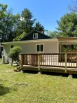 Modern Cottage with Beautiful Backyard and Firepit!