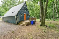 A-Frame Cabin: Near Hamlin Lake, Pet Friendly, Trailer Parking