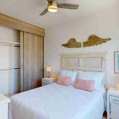 Los Amores II Charming 3 bedroom House in Gated Community with Private Pool. Rooms