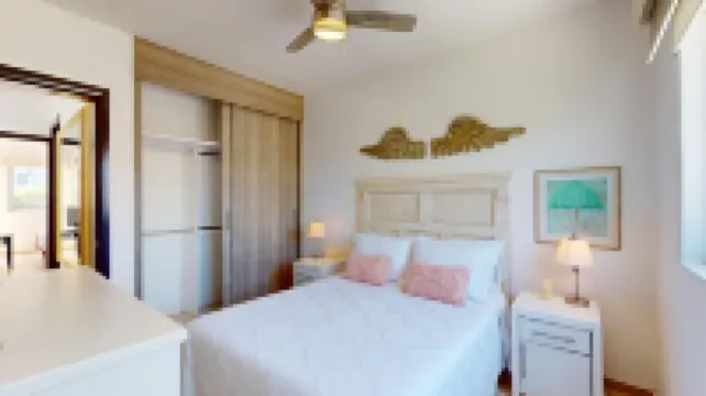 Los Amores II Charming 3 bedroom House in Gated Community with Private Pool.