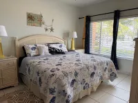 Grand Cayman Oceanfront Condo, Serenity Kai, Kaibo Yacht Club Hotels in North Side