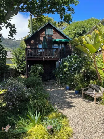 Cozy quiet & relaxing hide-a-way in the heart of Sausalito's ‘Hurricane Gulch Отели рядом с достопримечательностью «Национальная зона отдыха Голден Гейт»