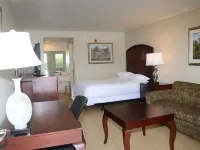 Serena Inn Hotels in Polk County