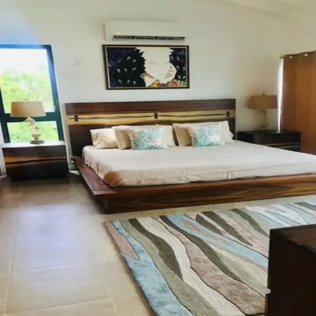 Huge 2-bedroom condo with WiFi, AC in enjoyable St. Thomas