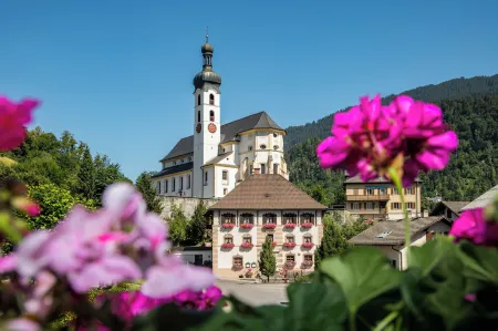 Gasthof Löwen by Hotel Montafoner Hof Отели в г. Гемайнде Тшаггунс