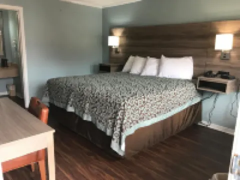 Winton Inn & Suites Hotels in Barnwell