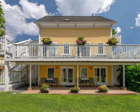 Admiral's Inn Resort Hotels in Ogunquit