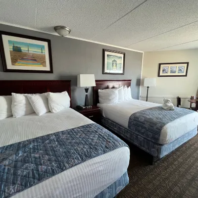 El Coronado Resort Hotels near Splash Zone Water Park
