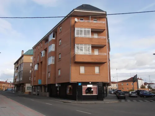 Hostal EC León - Pensions