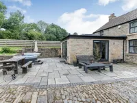 Carr House Farm Hotels in Glossop