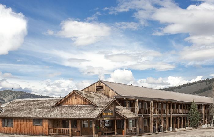 Mountain Village Lodge