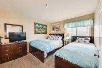 Ocean-View Imperial Beach Condo w/ Community Perks - 3-Star